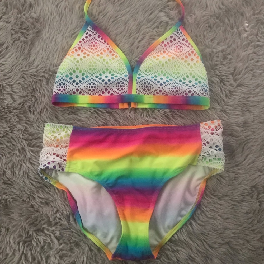 Bathing suit